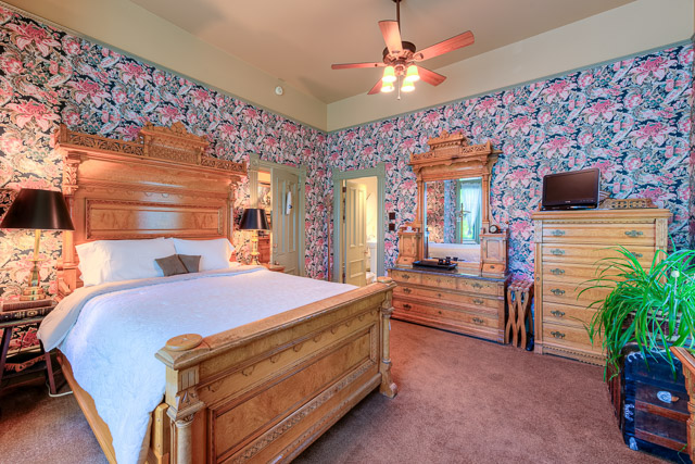 The Sanders - Helena's Bed & Breakfast Helena MT Colonel Room
